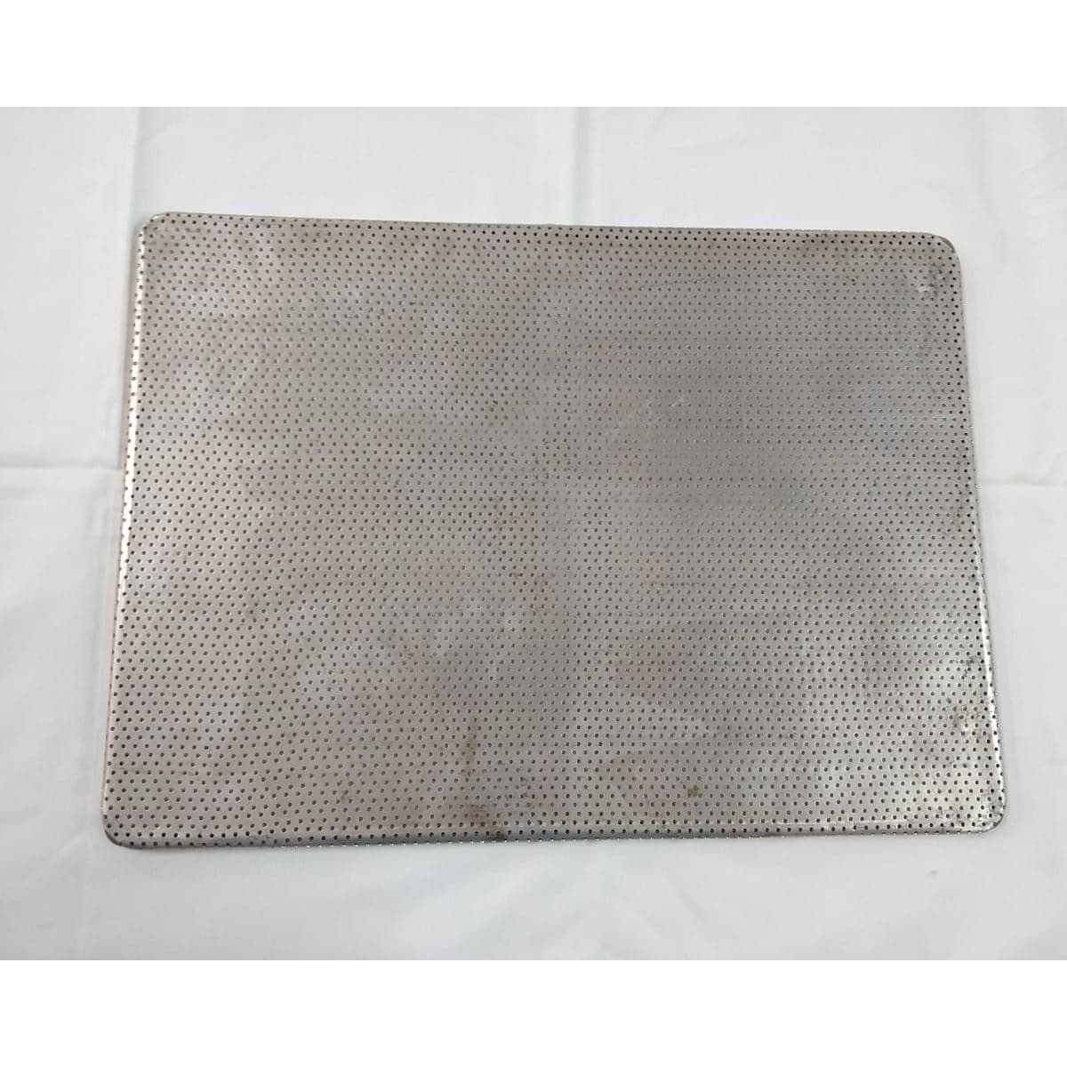 Placa  perforada 44 x 32 Pauna